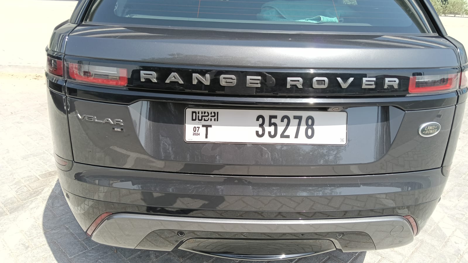 Dark Gray Land Rover Range Rover Velar P250 Dynamic SE 2021